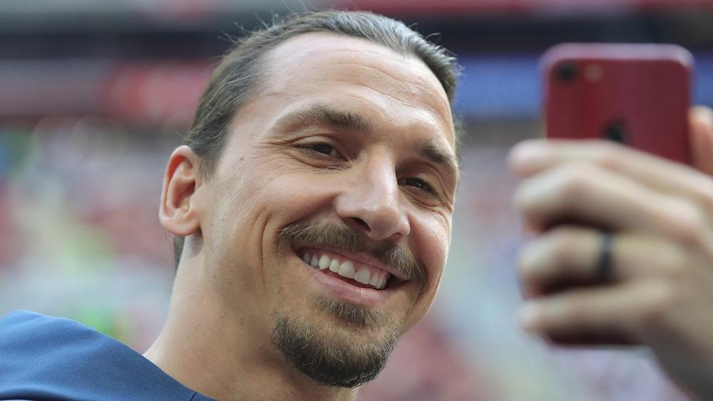 إبراهيموفيتش: أتعامل مع كل موسم على حدة