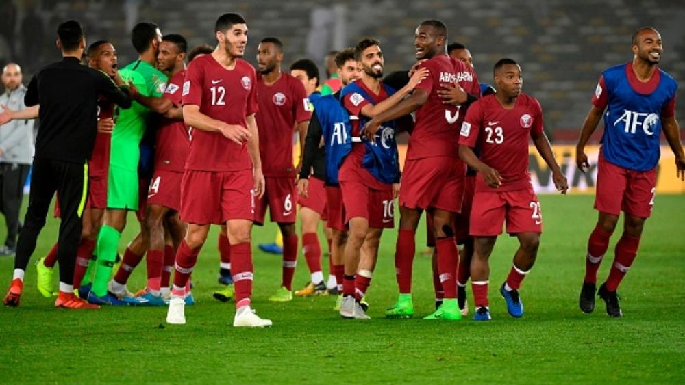 لاعب قطري من أصل عراقي يثير الجدل قبل قمة قطر والعراق