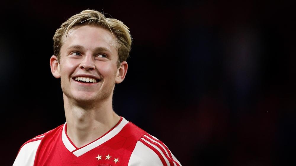 الراتب "الضخم" الذي سيتقاضاه دي يونغ في برشلونة