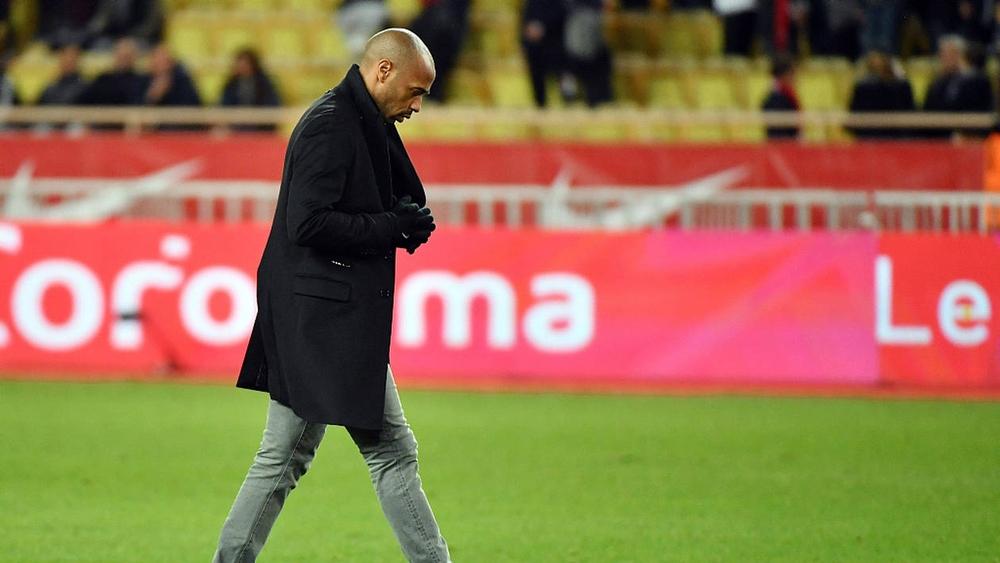 رسميا: موناكو يوقف هنري عن مهامه مؤقتاً