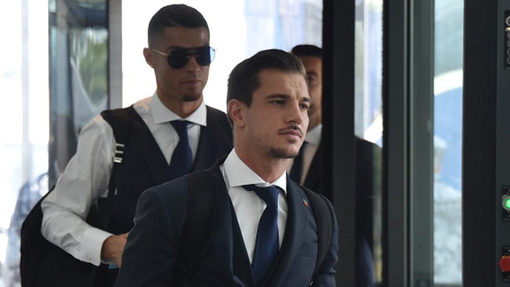 رسميًا | الإنتر يعلن عن ضم سواريز