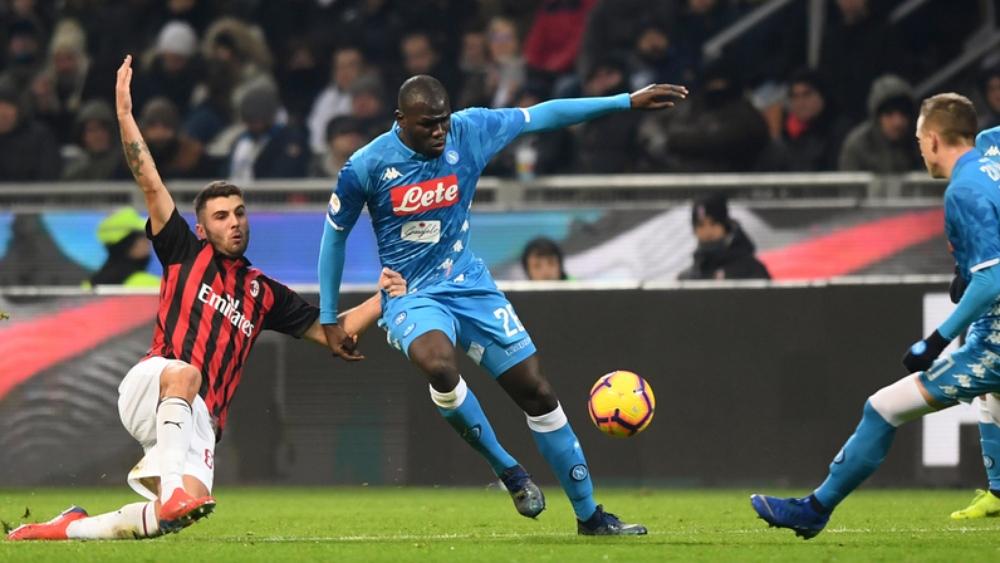 قمة ميلان ونابولي تنتهي بلا غالب ولا مغلوب