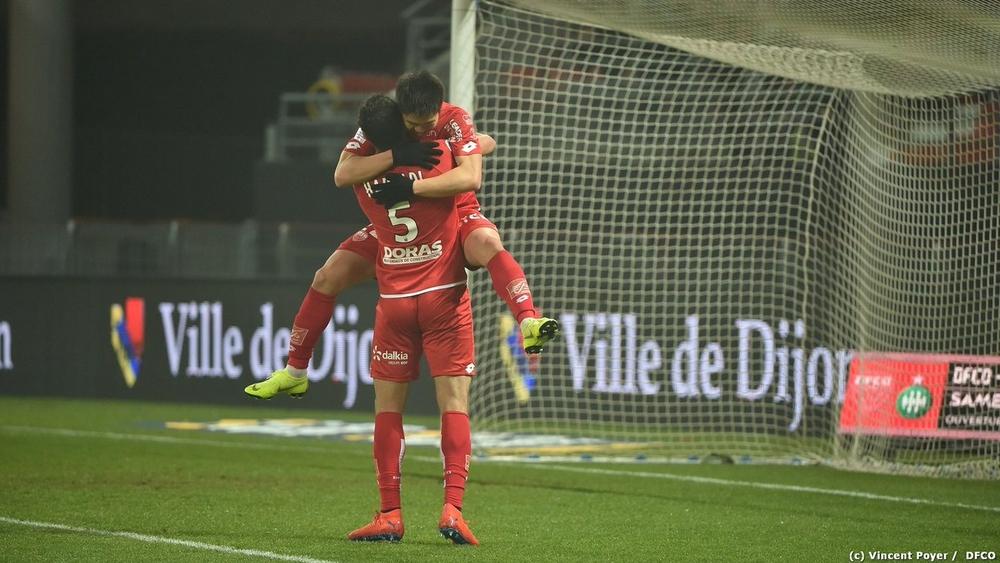 ديجون يعمق جراح موناكو في "قمة القاع"