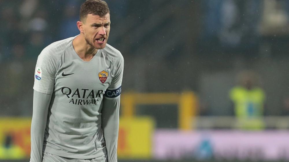 روما يخسر تقدمه بثلاثية أمام أتالانتا ويتعادل