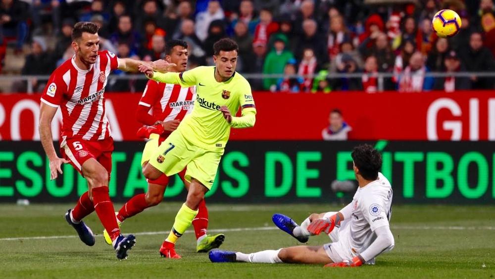 برشلونة يتفادى الاتهامات بالمراهنة على كوتينيو