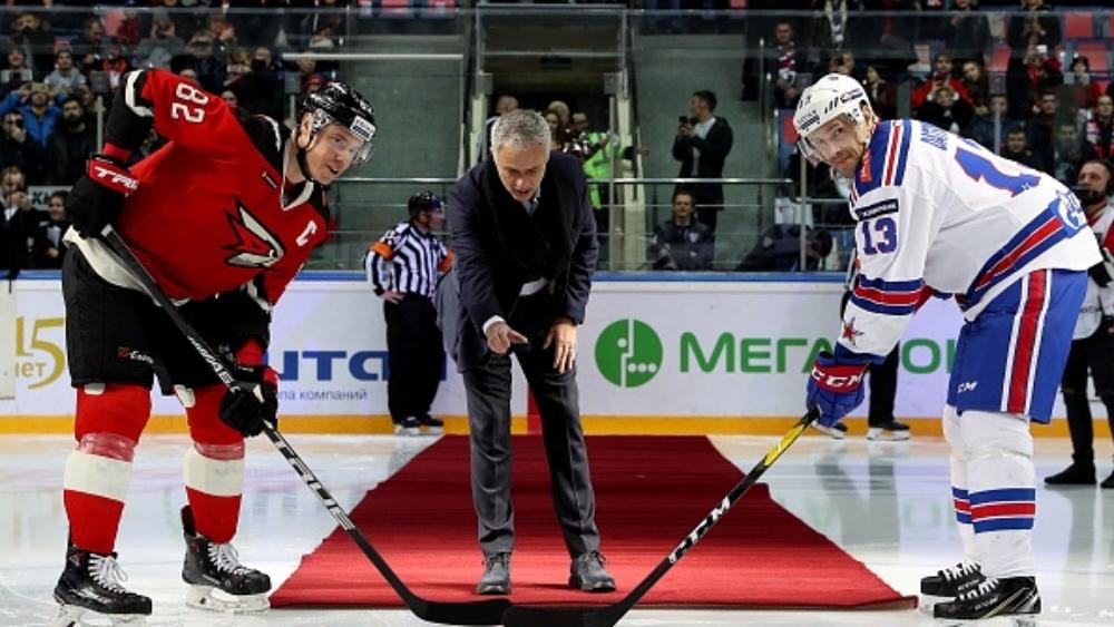 مورينيو يبدأ مفاوضات للعودة لفريقه السابق