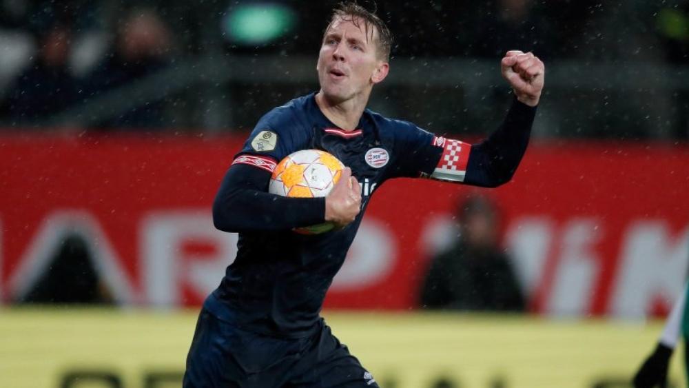 إيندهوفن ينتفض ليعود بنقطة ثمينة أمام أوتريخت