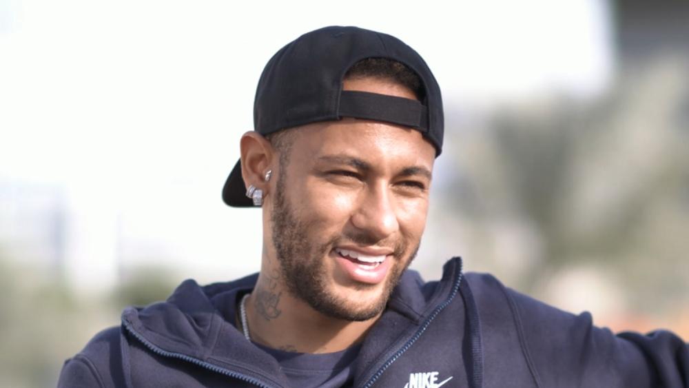 نيمار يتمنى العودة لخوض ربع نهائي دوري الأبطال