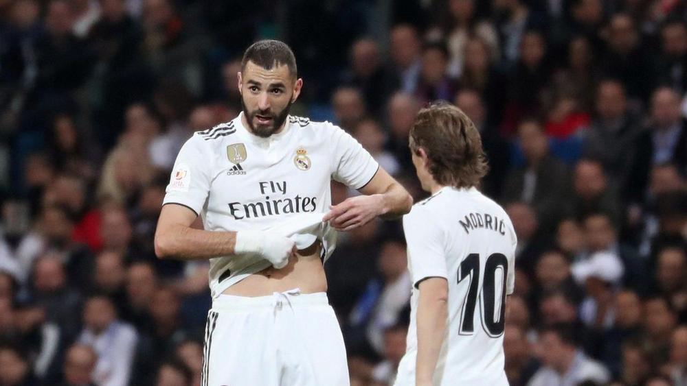 منزل بنزيمة يتعرض للسرقة في ليلة السقوط أمام برشلونة