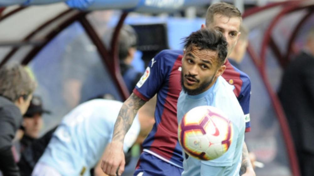 بوفال وسيلتا فيغو يواصلان الغرق... المغربي شارك كبديل أمام إيبار