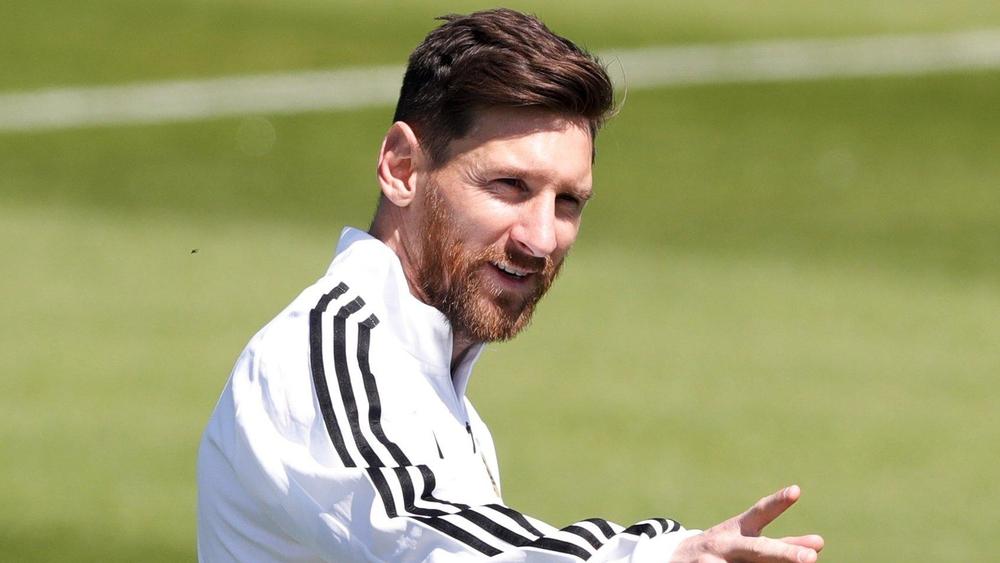 المغاربة "غاضبون" من الشروط "المبالغ فيها" لميسي لمواجهة المغرب