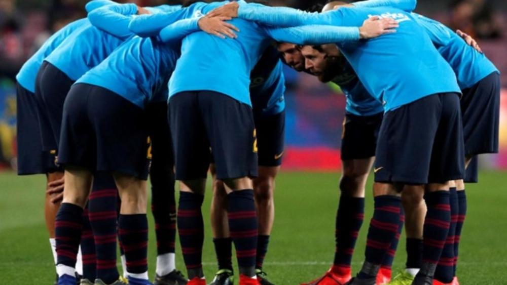 تشكيلة برشلونة الرسمية لمواجهة أولمبيك ليون