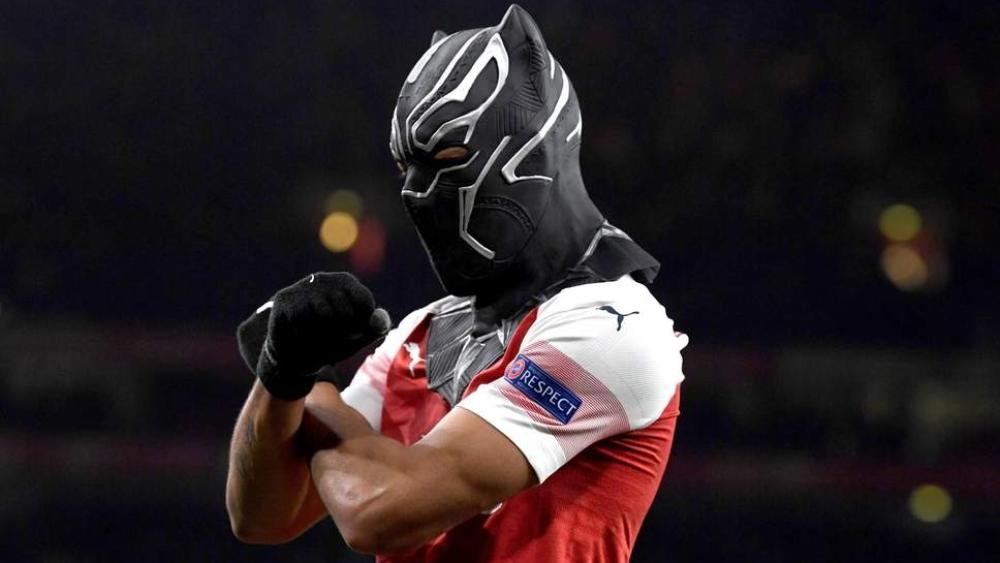 أوباميانج يكشف سر احتفاله المثير أمام نادي رين