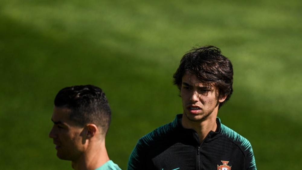 مانشستر يونايتد يخصص 250 مليونًا لضم أصدقاء رونالدو