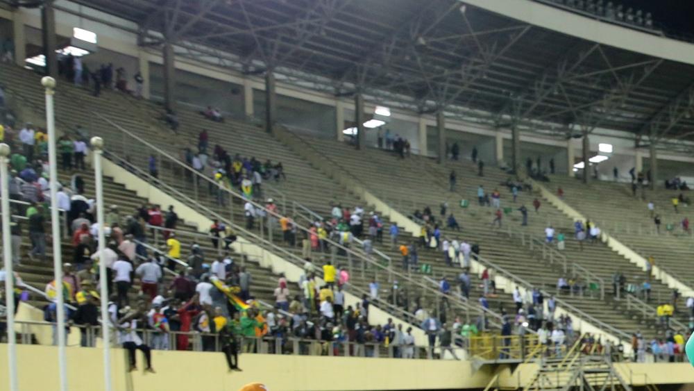 زيمبابوي | وفاة مشجعة بسبب التدافع قبل المباراة أمام الكونجو