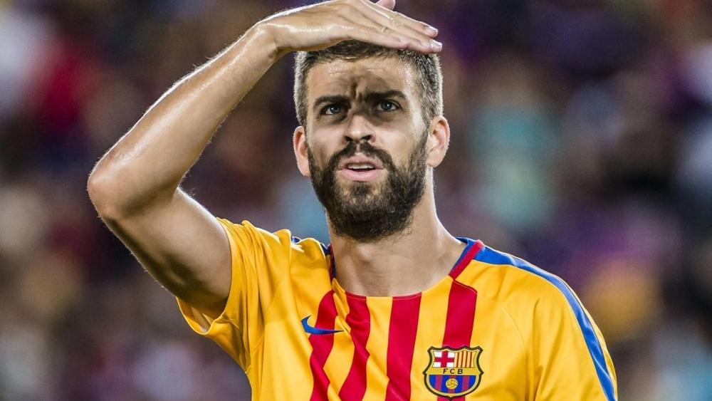 بيكيه يطالب الكتلونيين بالتوقف عن الهتافات