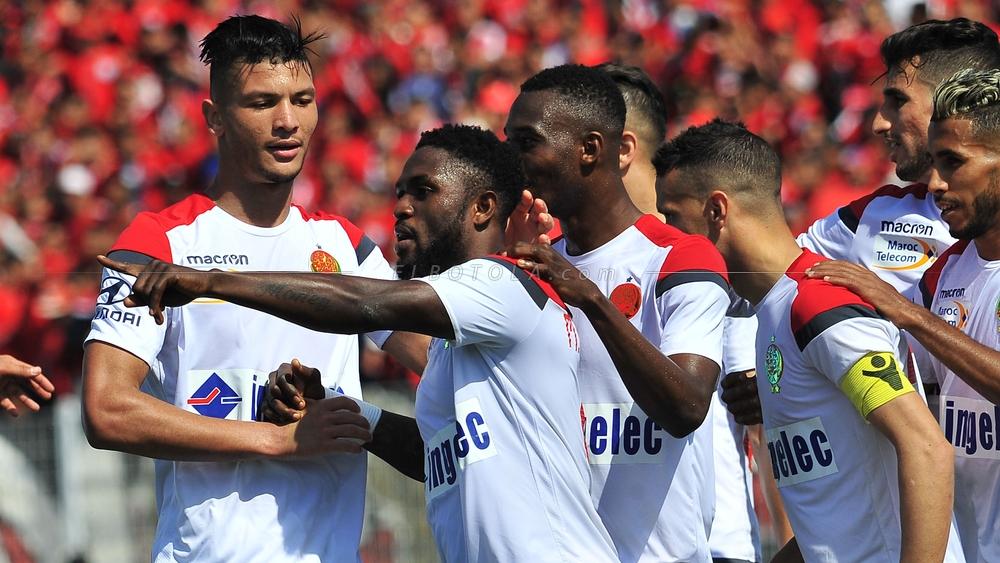 الوداد يسحق شباب الحسيمة بسداسية ويبتعد في الصدارة قبل الرَّحيل إلى غينيا