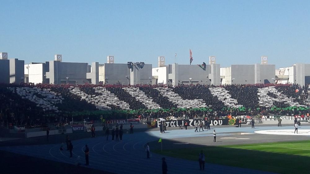 أنصار الجيش الملكي يخلقون "الحدث" بملعب طنجة الكبير