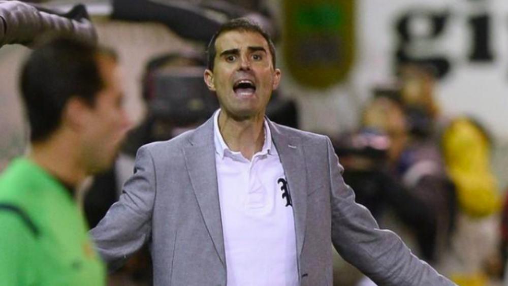 أتليتيك بيلباو يُكافئ مدربه جاريتانو بعقد جديد