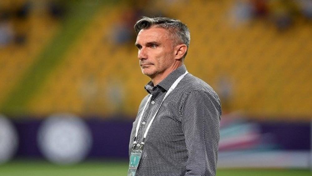 كارتيرون يرفض الحديث عن تجديد عقده مع الرجاء..ويردد: "هدفنا العودة للعصبة"