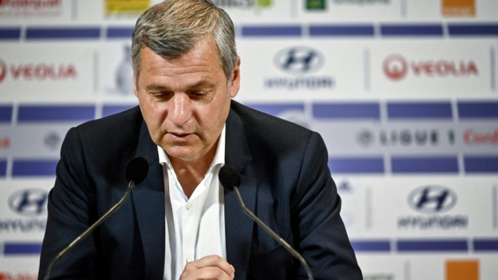 جينيسيو يعلن رحيله عن نادي أولمبيك ليون