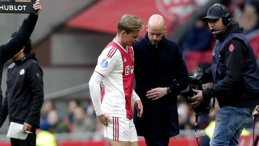 نجم أياكس دي يونغ يصاب ومهدد بالغياب أمام يوفنتوس