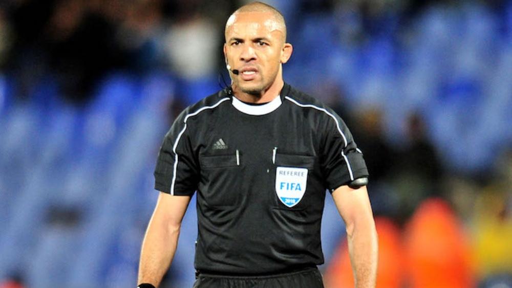 حكم الزمالك - الحسنية .. حذَّر منه "الجزائريون" وعاقبته "الفيفا" واحْتجَّت عليه البنين والسنغال