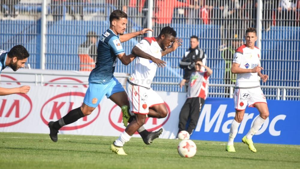 الجامعة تعين حكم مباراة القمة بين حسنية أكادير و الوداد الرياضي