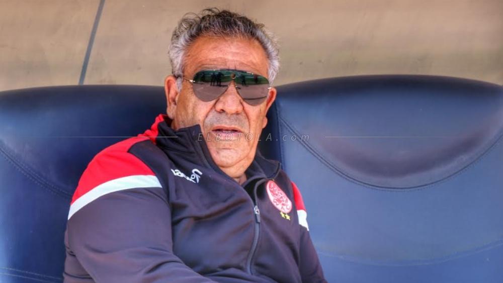 الجامعة تصدر عقوبة في حق مدرب الوداد البنزرتي قبل أيام من "الديربي"