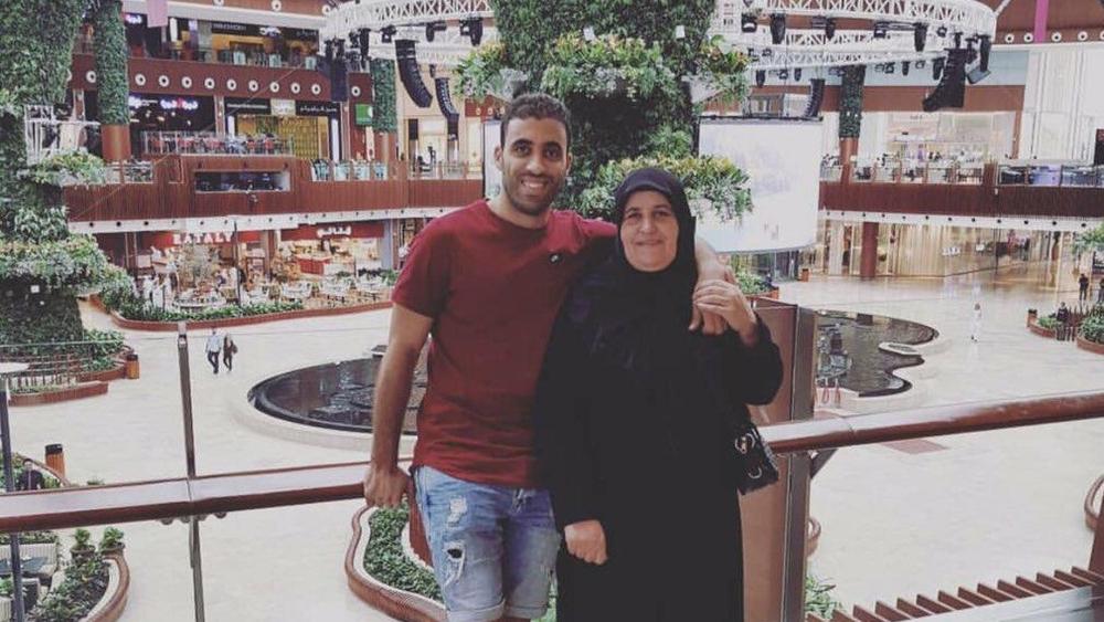 بعد تعرضها للسب.. هدية ثمينة لوالدة حمد الله على شكل "صدقة جارية"