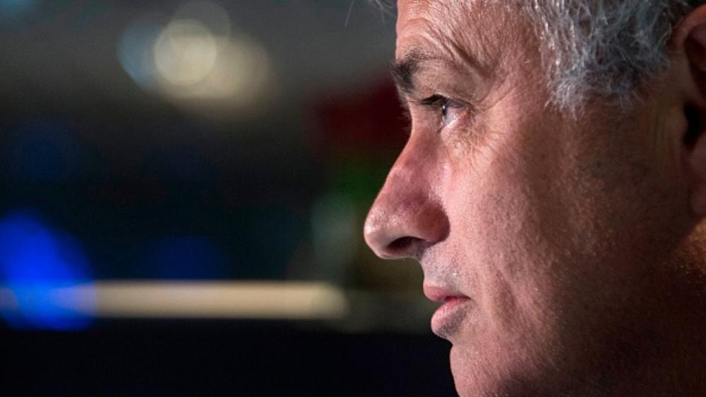 مورينيو يقترب من التوصل لاتفاق مع ناديه الجديد