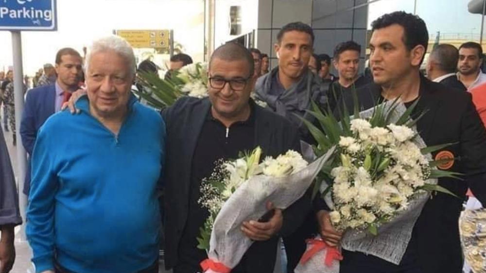 بالصور .. نهضة بركان يصل إلى القاهرة ويحظى باستقبال مرتضى منصور