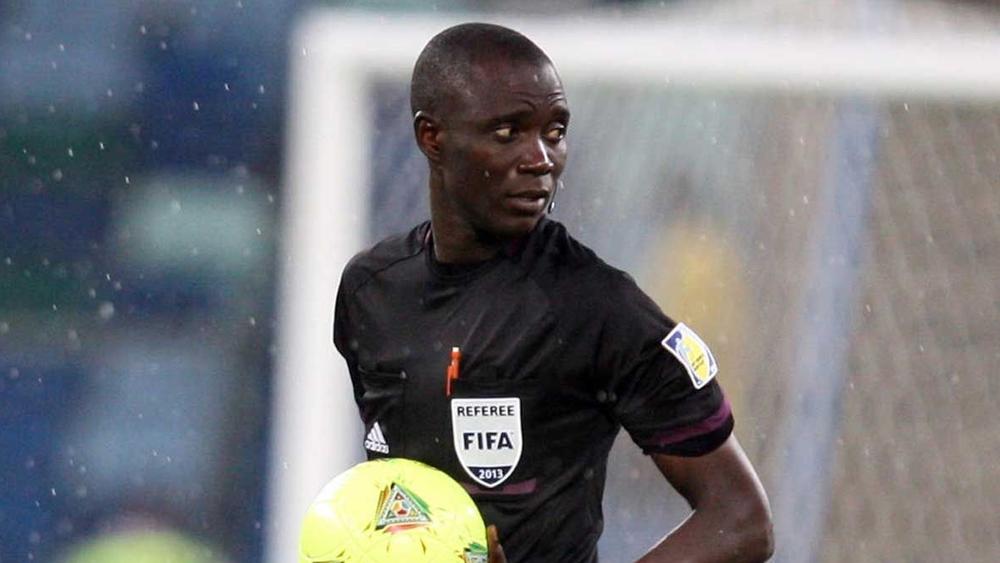 "الكاف" يُعلن الطاقم التحكيمي لإياب نهائي دوري أبطال أفريقيا