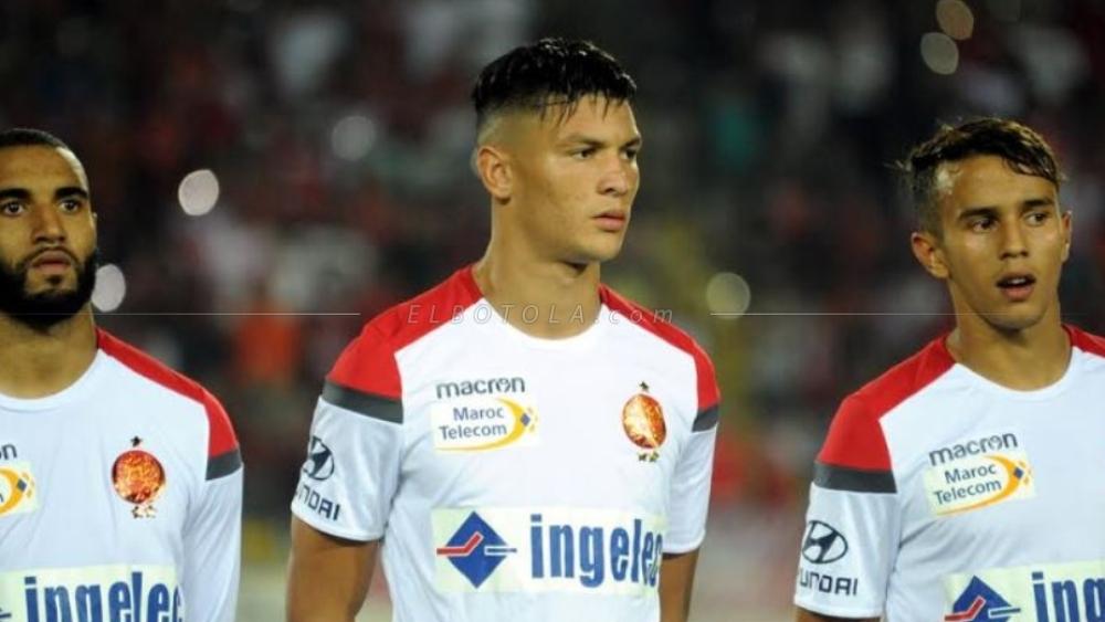 إدارة الوداد تطالب "الكاف" بإعادة النظر في توقيف المدافع أشرف داري قبل "موقعة رادس"