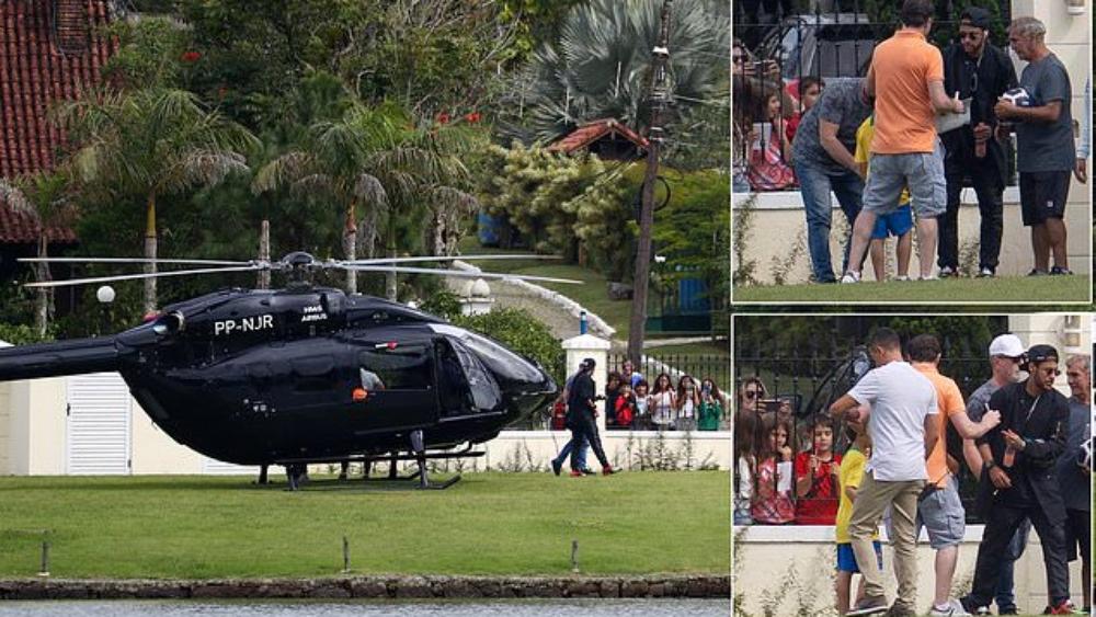 نيمار يصل مقر تدريبات البرازيل على متن مروحية "باتمان"