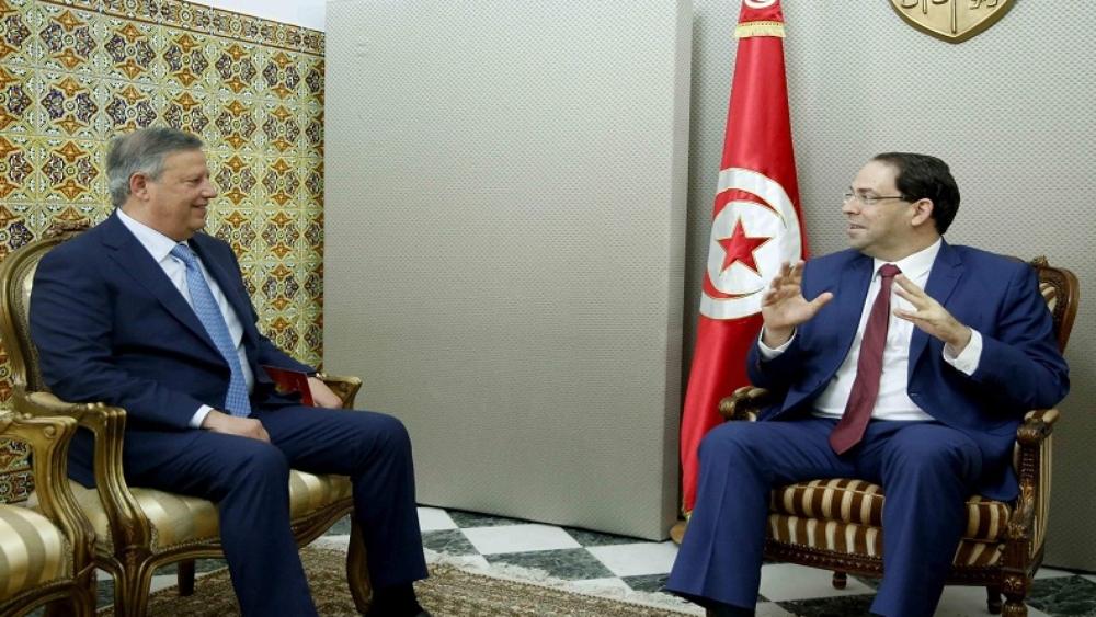 رئيس الترجي الرياضي يحظى باستقبال رئيس الحكومة التونسية