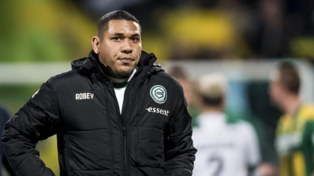 لاعب فالنسيا السابق يدعو أرسنال للتعاقد مع زياش