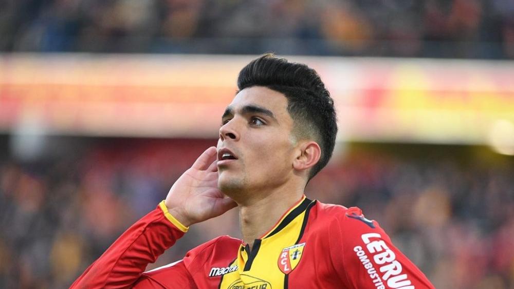 بنشرقي يغيب عن لانس بسبب "إصراره" على الصيام!