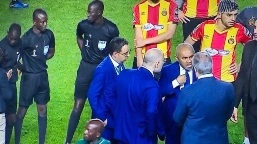 "فضيحة رادس" بعيون متضامنين مع الوداد من مختلف بقاع العالم..والبعض يصف التتويج بـ"المذل و الغير مستحق"