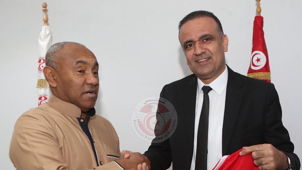 بعد فضيحة "رادس" .. رئيس الكاف يزور مقر الاتحاد التونسي