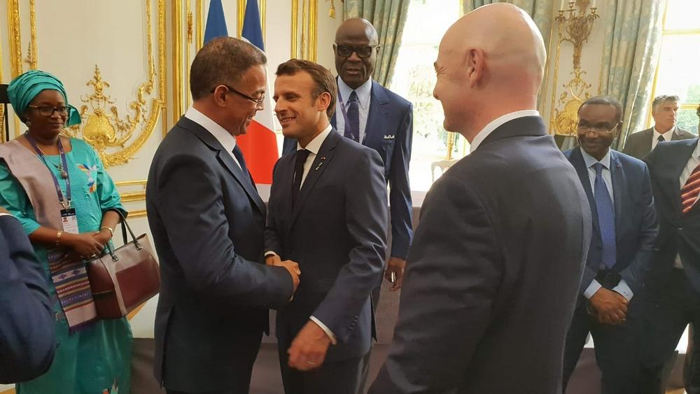 بالصور | لقجع يزور الإليزيه ويقابل الرئيس الفرنسي ماكرون