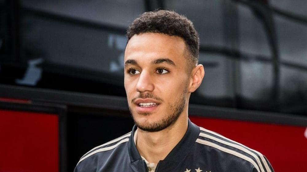 نصير مزراوي: "المعسكر التدريبي يمر في ظروف جيدة ونحتاج دعم جماهيرنا في الكان"