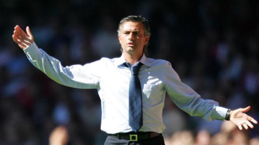 "اليونايتد × تشيلسي" افتتاح مثير للبريميرليج بذكرى الظهور الأول لمورينيو