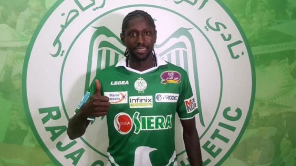 رسميا: الرجاء يفسخ عقد أحد لاعبيه بالتراضي