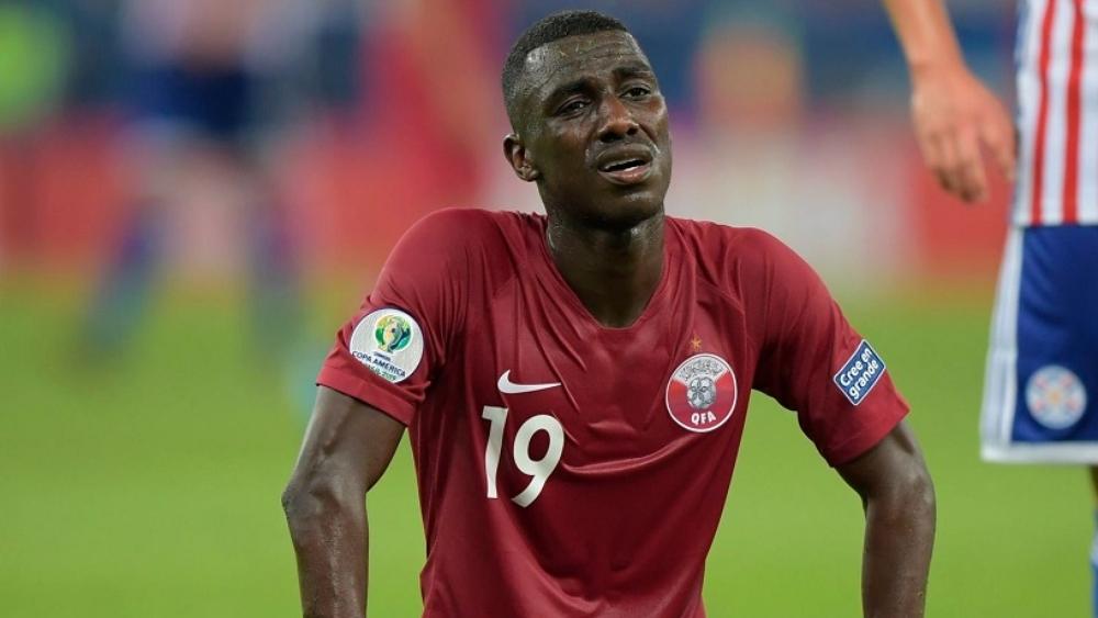 علي يؤكد أن ملعب "ماراكانا" هو السبب في "غياب التركيز" عن لاعبي منتخب قطر