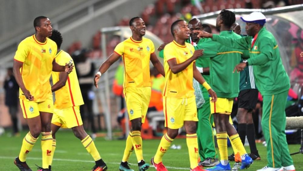 بعد الكامرون..لاعبو منتخب آخر يهددون بمقاطعة الكان