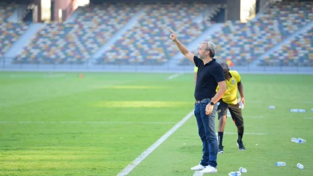 "سِلاحان" يقودان مدرب الوداد سابقا ديسابر لتفجير أولى مفاجآت "توتال كأس أمم أفريقيا"