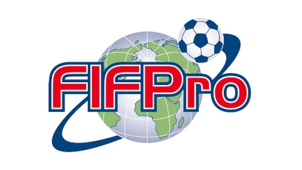 هيئة كروية "دولية" تنصح اللاعبين بعدم الانتقال إلى أحد الأندية المغربية