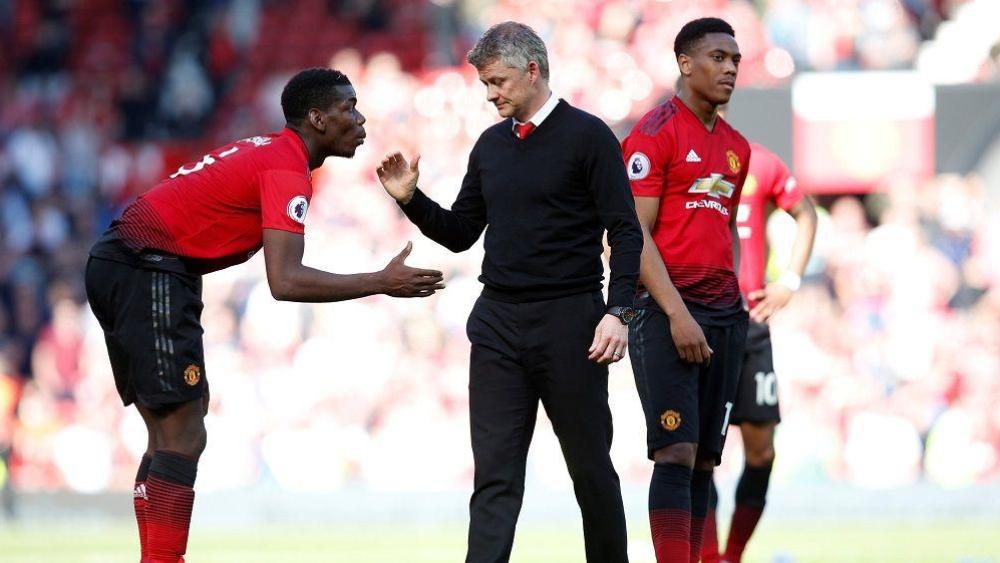 سولسكاير ينفي "شائعات" اقتراب بوغبا من الرحيل