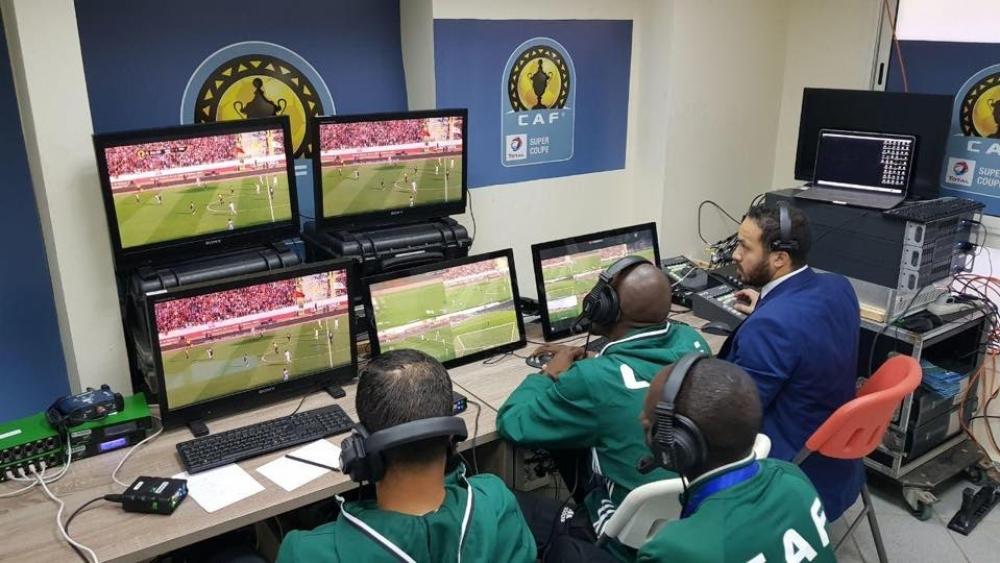 شركة الـ"VAR" الإسبانية تزور ملعب العبدي بالجديدة